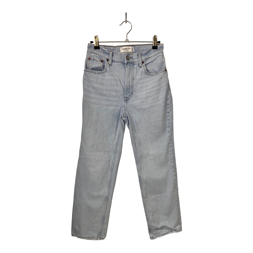 Abercrombie & Fitch | Light Wash Ankle Straight Ultra High Rise Jeans | Size: 2S